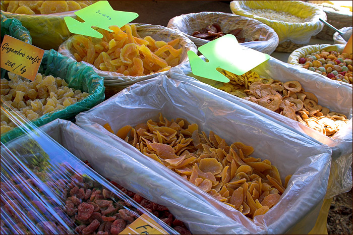 Market Fruits
